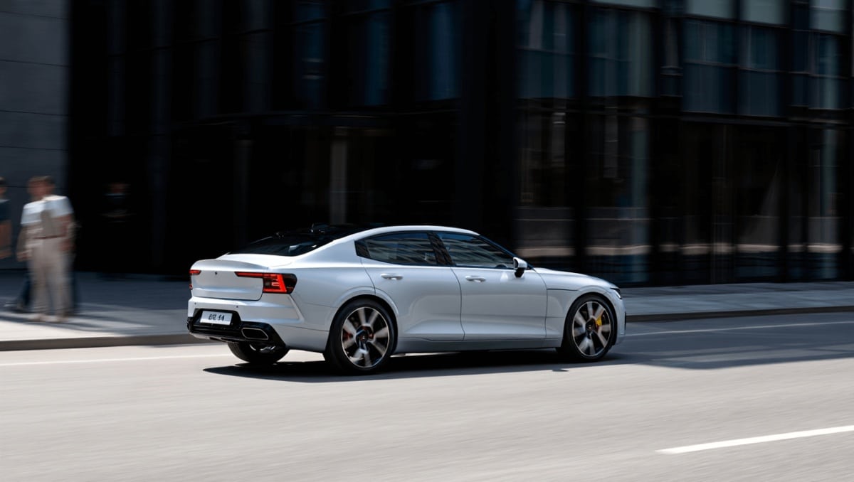 Polestar Rear Window Polestar 4 wagon variant with rear window arriving this year: two new ...
