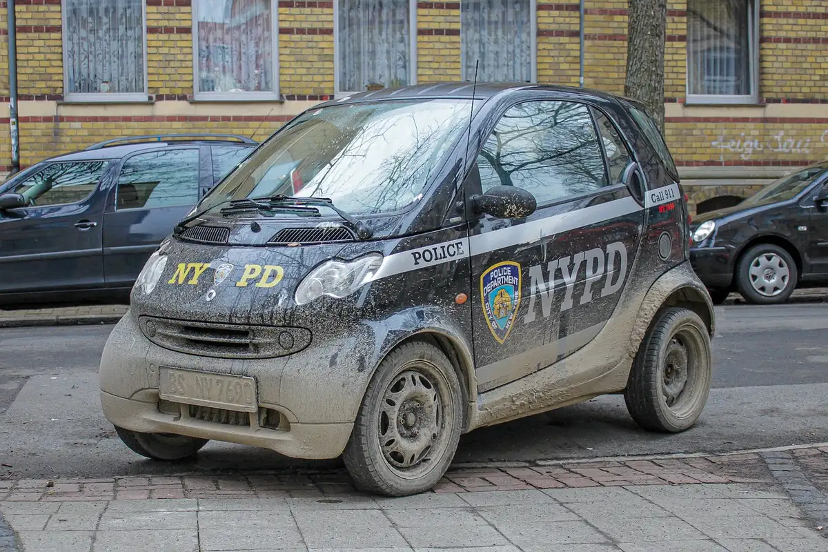 Off‑road truck axle with visible locking differential components